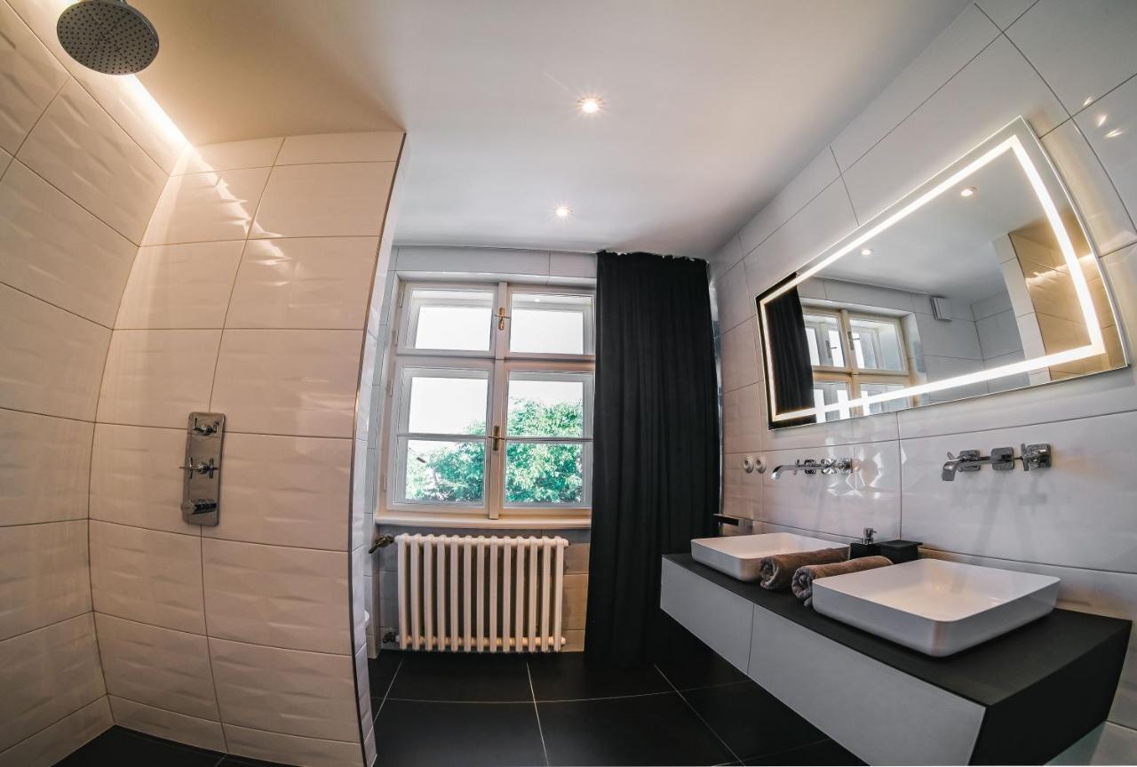 Vila Prazska Vrchlabi Bagian luar foto